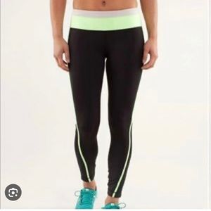Lululemon" Pant leggings black & Green